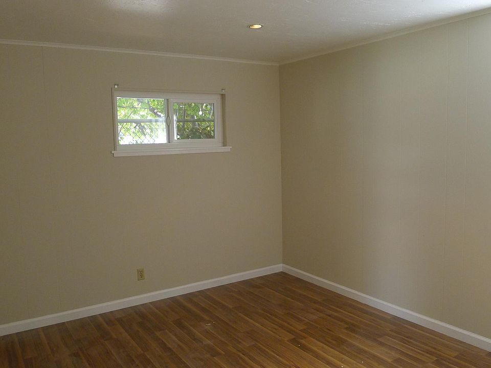 2nd image of 248A Oconnor St