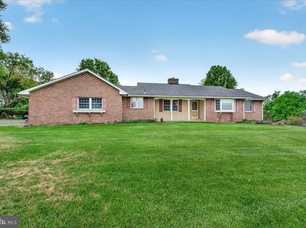 9 W Obrecht Rd, Sykesville, MD 21784