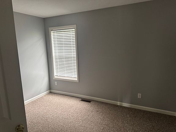 3rd image of 604 Clark St #B