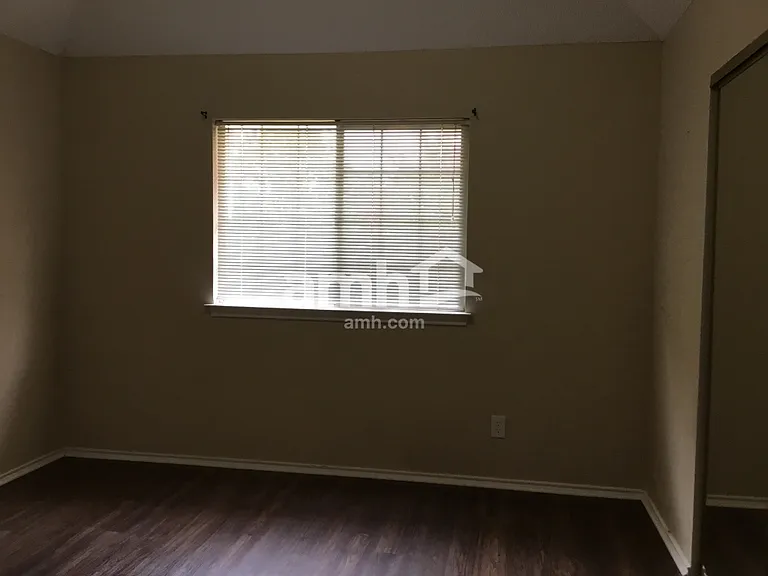 923 Plantation Dr — Photo 14