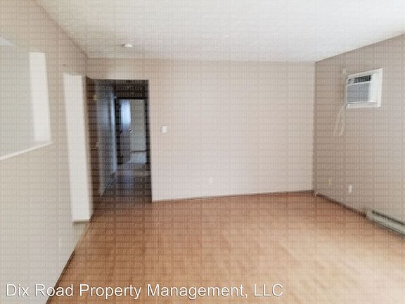 4th image of 3011 Burbank Ave