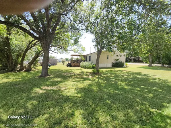 410 Nelson Ave, Victoria, TX 77901