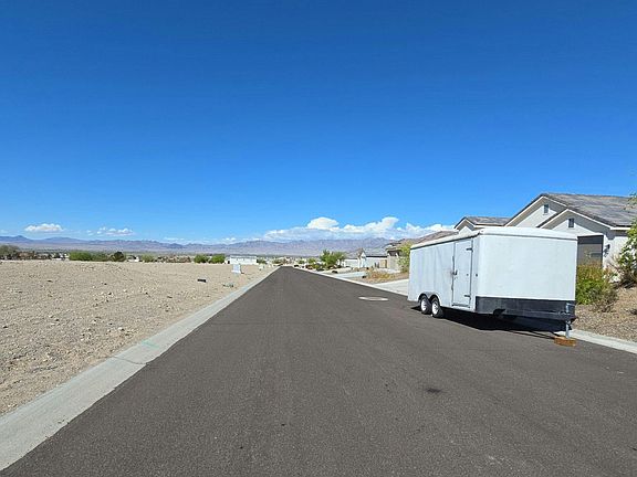 5th image of 2413 E Calle Madrid