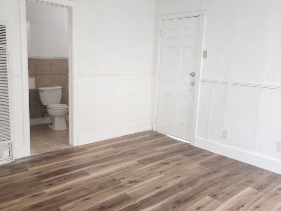 1st image of 3232 Littlejohn Ave #1