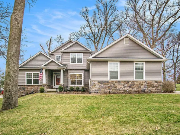 15972 Preswick Ln, Granger, IN 46530