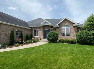 10132 Doubletree Dr N, Winfield, IN 46307