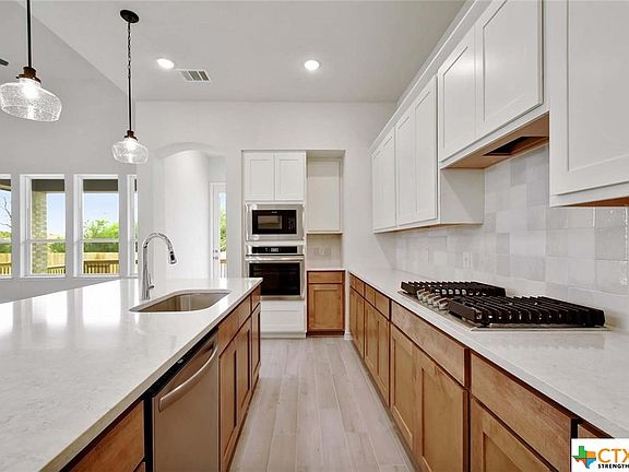 5th image of 10119 Mitra Way