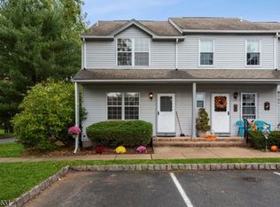 42 Adams Ct #402, Flemington, NJ 08822
