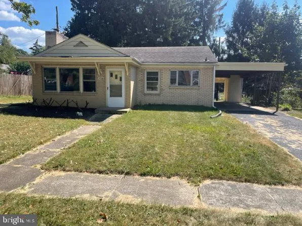 406 Clinton Rd, Harrisburg, PA 17109