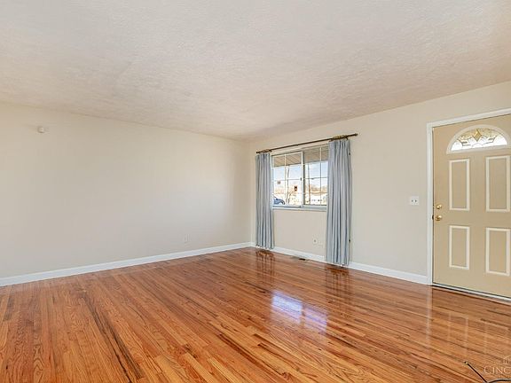 4th image of 1619 Brightview Dr