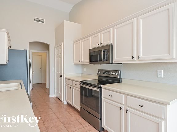 4th image of 1169 S Suncove Dr