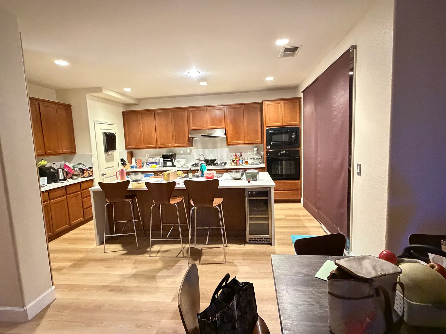 5 bed, 2674 sqft, $1,350 — Photo 3