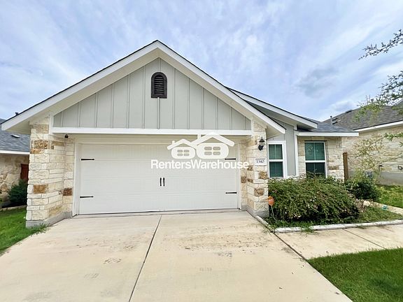 3rd image of 1340 Low Branch Ln