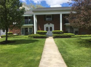355 S Cayuga Rd APT D, Buffalo, NY 14221