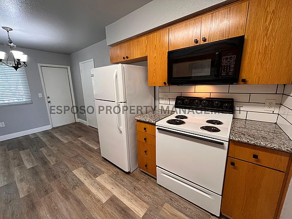 3rd image of 5181 E Hedges Ave #204