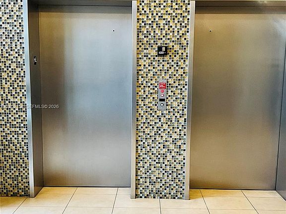 5th image of 36 NW 6th Ave APT 806