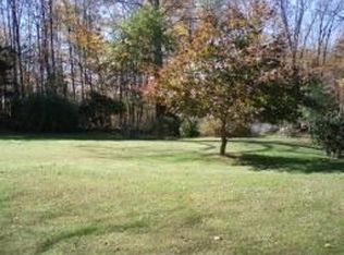 12 Van Sickle Rd, Lafayette, NJ 07848