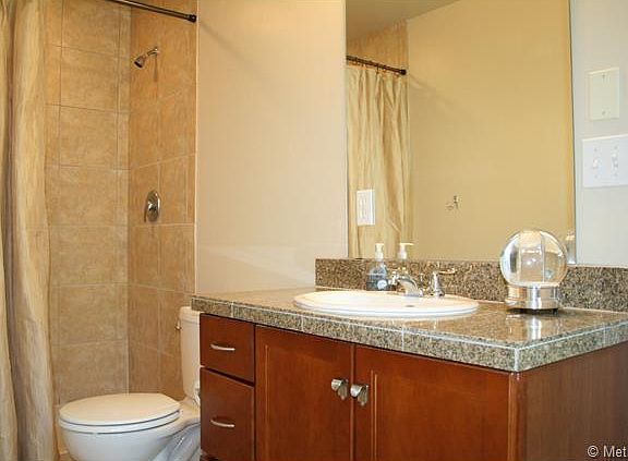 5th image of 722 Washington Ave APT 306