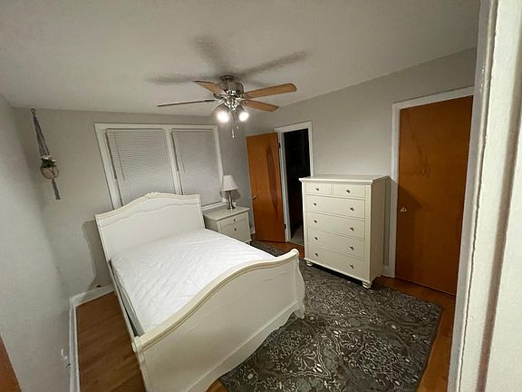 5th image of 1309 Gates St #A