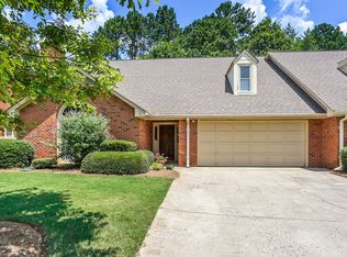 135 Brickleberry Dr, Roswell, GA 30075