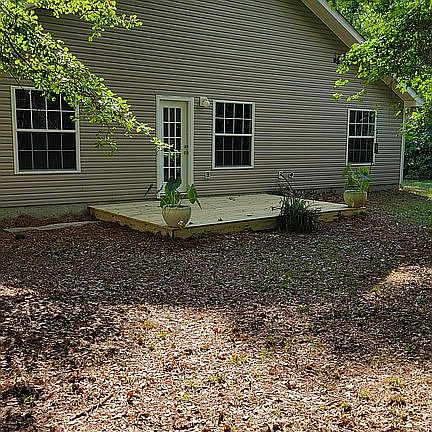 2nd image of 3512 Larkspur Ln