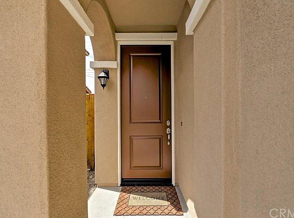 2nd image of 917 S Belterra Way