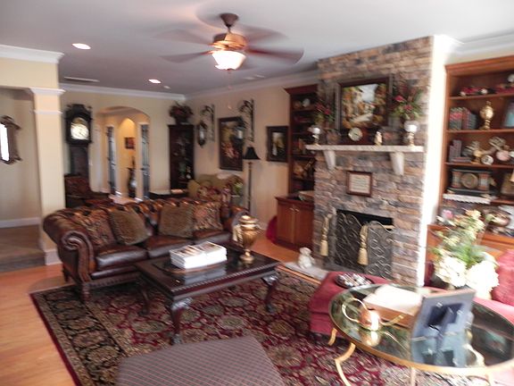 3rd image of 4030 La Crema Dr