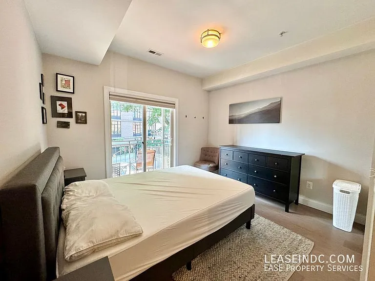 410 M St NW #2 — Photo 18