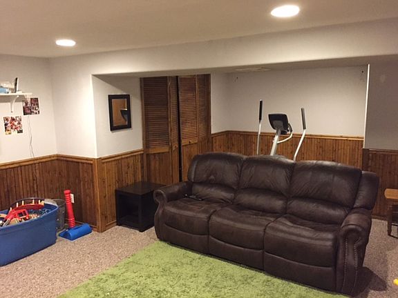 den/extra bedrooms
