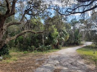 79 N Sheltering Oaks Dr, Inverness, FL 34453
