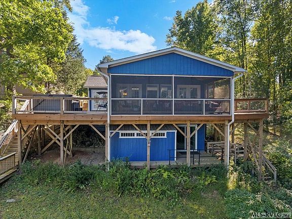 4th image of 137 Forest Ct