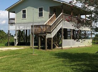 1405 Loraine St, Ocean Springs, MS 39564