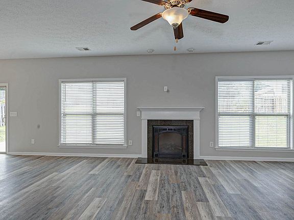 2nd image of 4592 Ivy Patch Dr