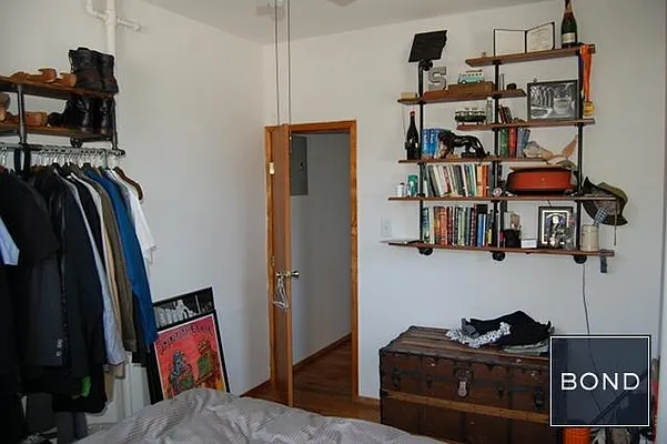 Rented by Bond New York | media 44