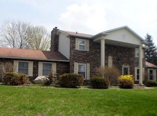 52450 Tallyho Dr N, South Bend, IN