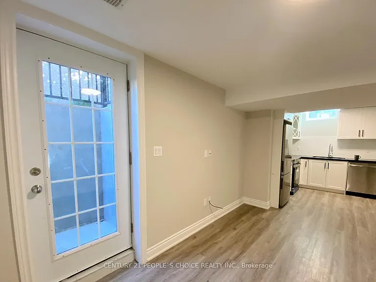 922 Silverthorn Mill Ave #BASEMENT — Photo 12