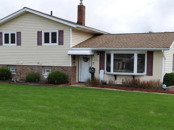 6195 Hardin Dr, Brookpark, OH 44142