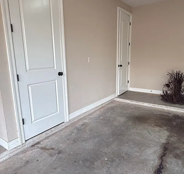 9572 Rochel Dr — Photo 107