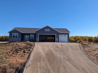 2166 Sundial Ave, Mosinee, WI 54455