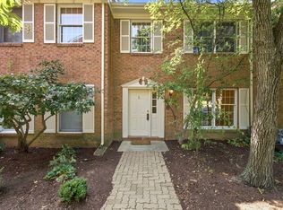 541 W Short St APT 3, Lexington, KY 40507