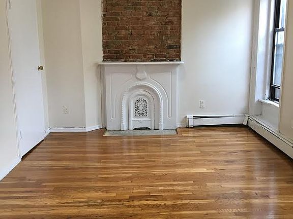 2nd image of 159 Gates Ave #3