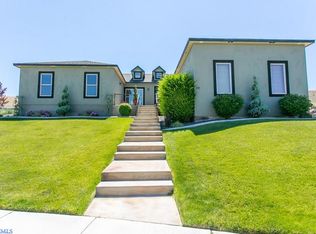 2321 W 50th Ave, Kennewick, WA 99337