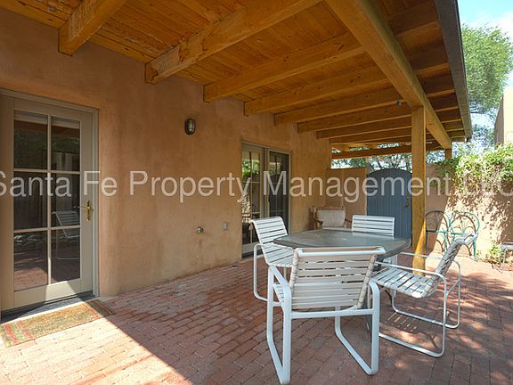 3rd image of 245 Casados St