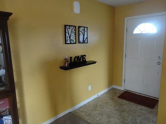 5th image of 2432 Bluewood Way
