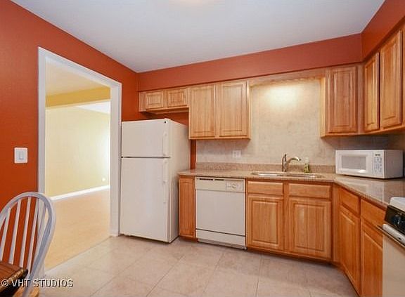 4th image of 5730 Concord Ln APT 4