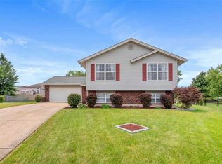 9 Mount Rushmore Ct, Dardenne Prairie, MO 63368
