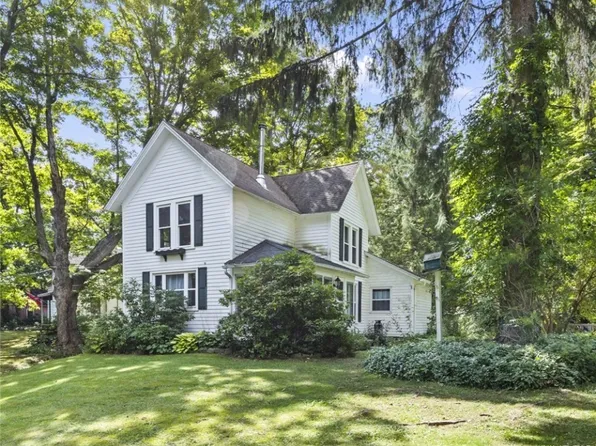 13399 Wales Creek Rd, South Wales, NY 14139