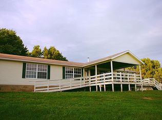 723 Dog Hollow Rd, Kennerdell, PA 16374