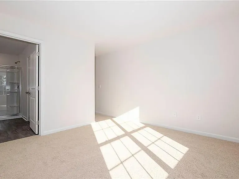 Master bedroom 2nd Floor-1