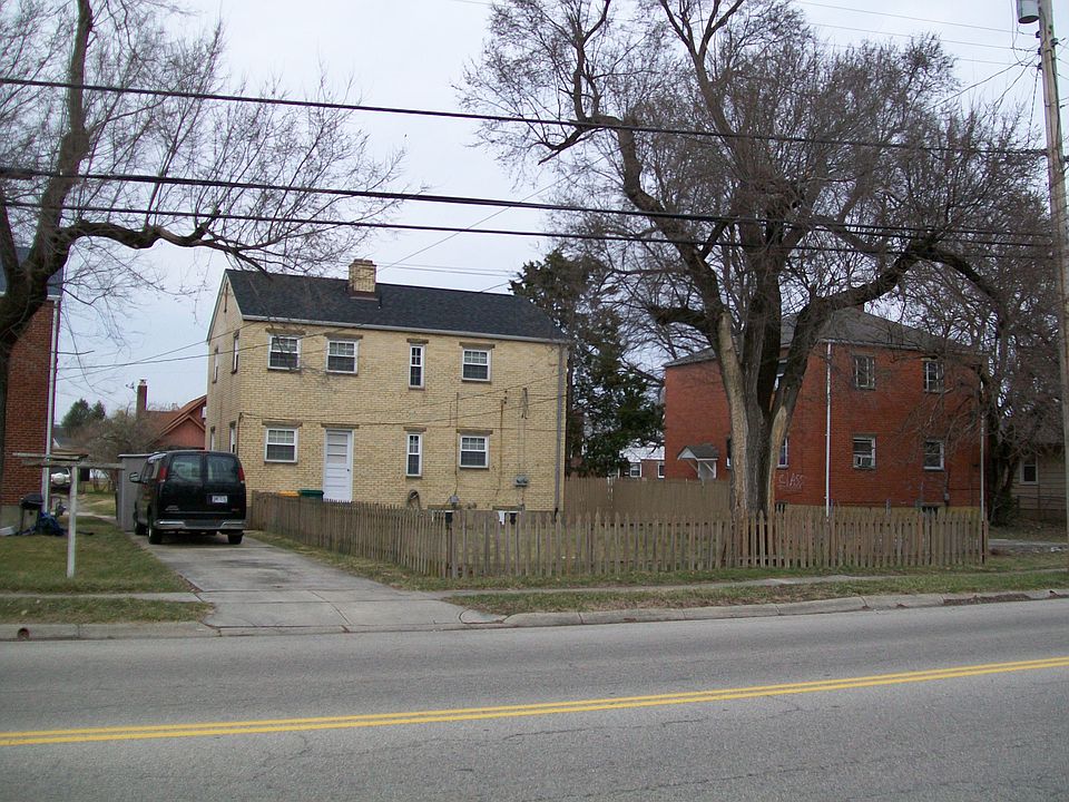 2nd image of 372 374 Morris Dr #Two